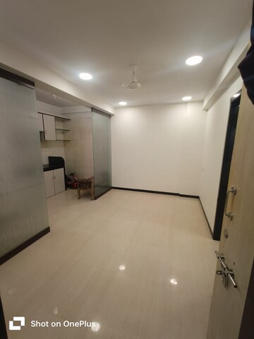 1 BHK Apartment For Rent in Bandra West