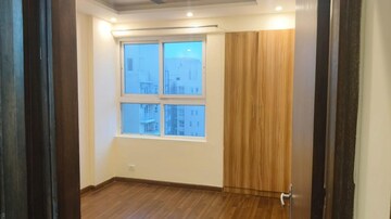 Room in 3 BHK Apartment at Cosmos Express 99, Sector 99 – for Sale
