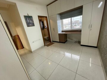 Room in 3 BHK Apartment at Aparna Maple, Hegde Nagar – for Rent