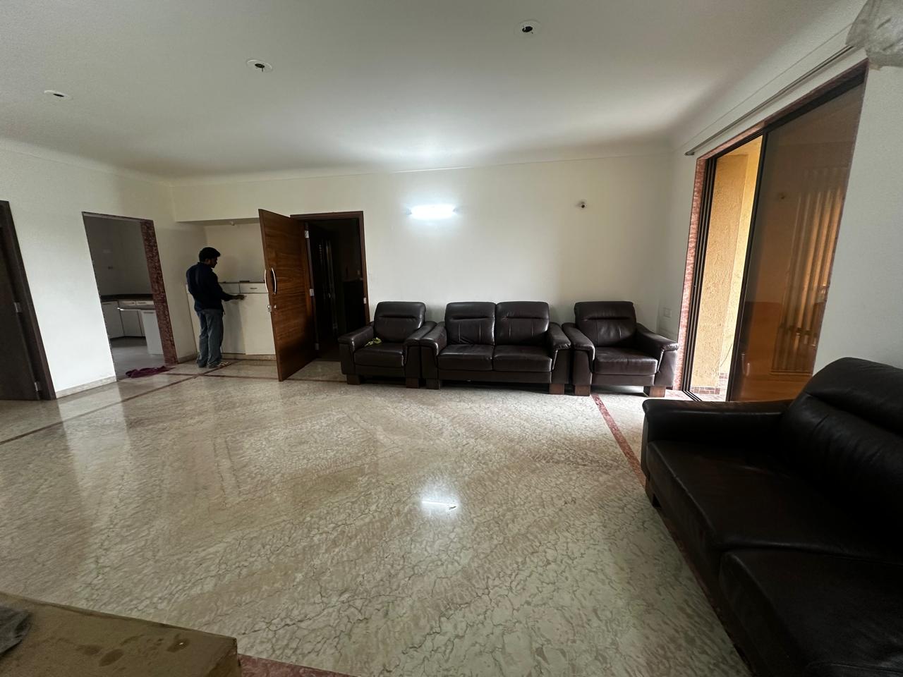 3 BHK + Extra Room 1804 Sq.Ft. Apartment in Purple Winterberry Purple