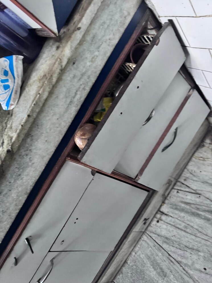 Room, vaishali sector 3 2 Bedroom 1200 Sq.Ft. Builder Floor In Vaishali Sector 3 Ghaziabad 9114561