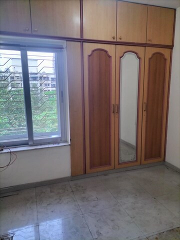 Room in 3 BHK Apartment at Siddhanchal CHS, Pawar Nagar – for Rent