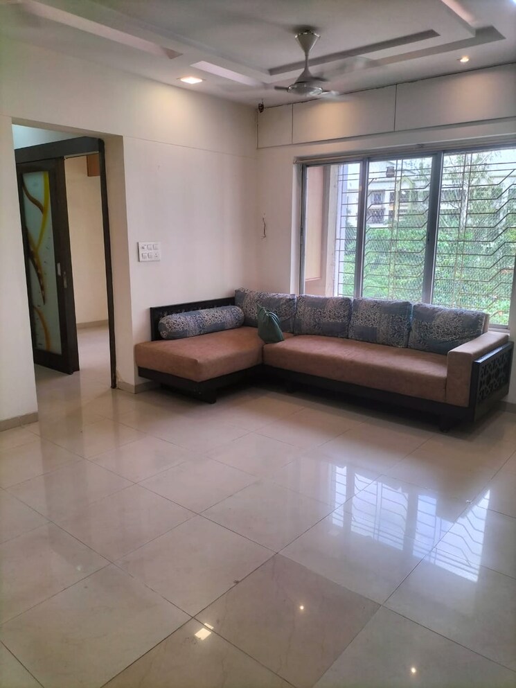 Living Room, siddhanchal-chs 3 Bedroom 1100 Sq.Ft. Apartment In Pawar Nagar Thane 9114543