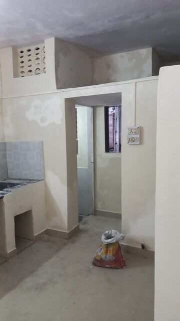 Room in 1 RK Independent House at Rajendra Apartment, Dhankawadi – for Rent