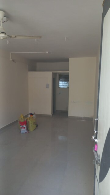 Room in 1 RK Independent House at Rajendra Apartment, Dhankawadi – for Rent
