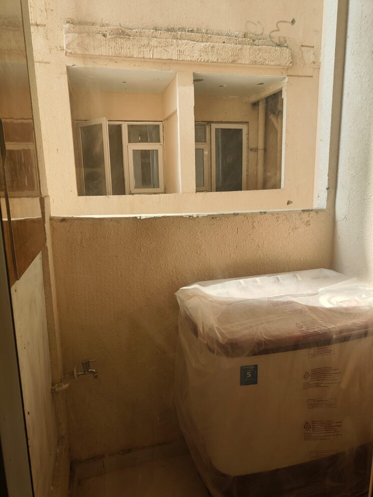 Balcony, signature-the-millennia-2 2 Bedroom 681 Sq.Ft. Apartment In Garoli Kalan Gurgaon 9114584