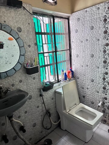 Bathroom in 2 BHK Builder Floor at Vaishali Sector 3 – for Rent