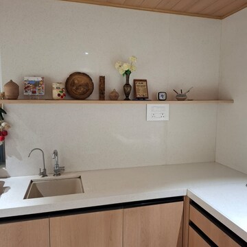 Furnished Amenities in 4 BHK Apartment at Raj Grandeur, Bsnl Colony – for Rent