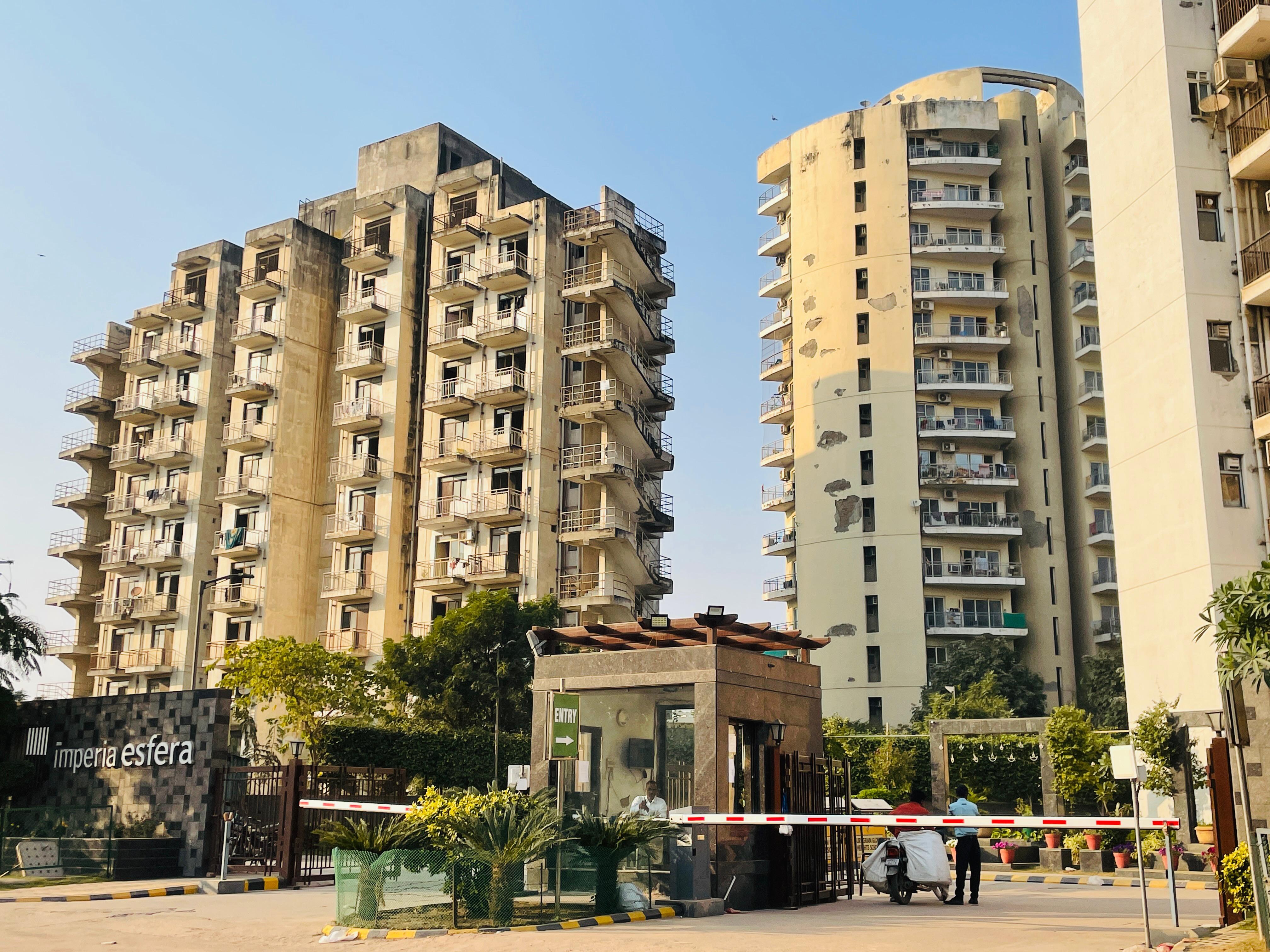 3 BHK + Pooja Room Apartment For Sale in Imperia Esfera