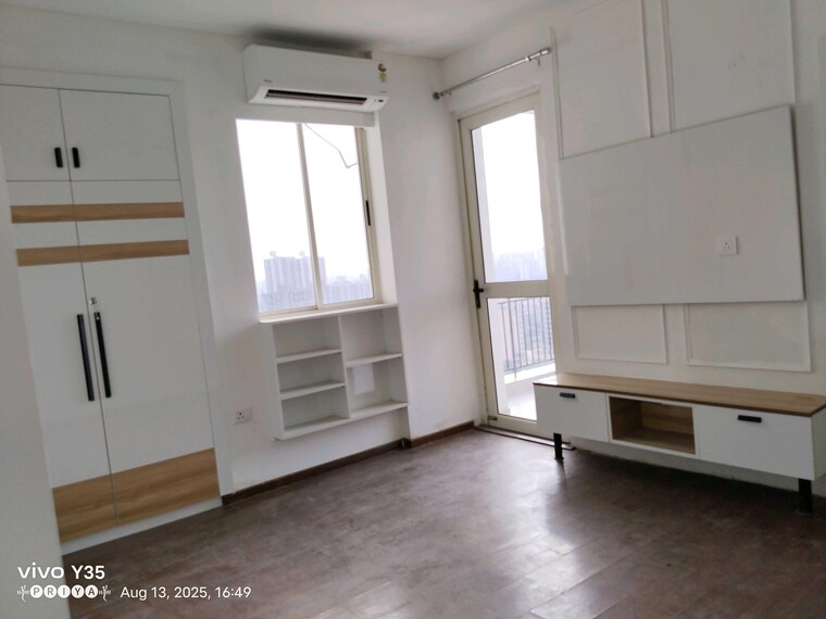 Room, imperia-esfera 3 Bedroom 2053 Sq.Ft. Apartment In Sector 37c Gurgaon 9114606