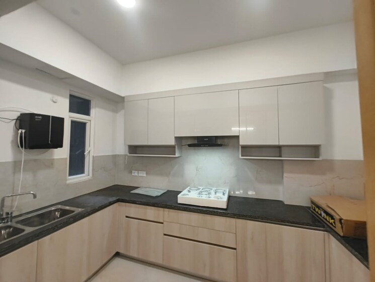 Kitchen, smart-world-orchard 3 Bedroom 1630 Sq.Ft. Apartment In Sector 61 Gurgaon 9114610