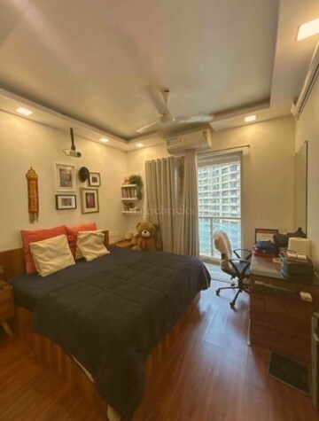 Bedroom in 4 BHK Apartment at Dosti Imperia Phase I, Ghodbunder Road – for Sale