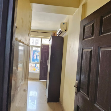 Building Lobby in 3 BHK Apartment at Supertech Cape Town, Sector 74 – for Rent