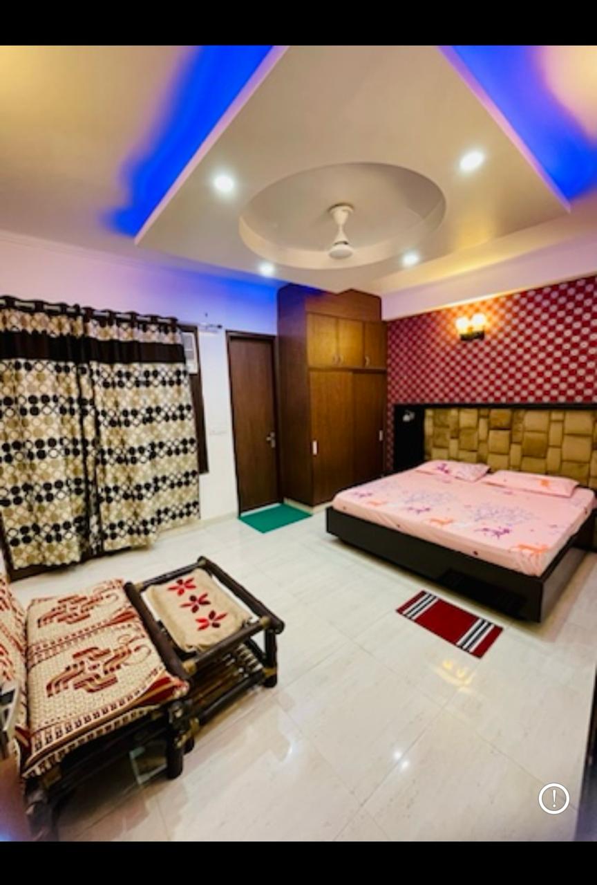 1 BHK + Pooja Room Apartment For Rent in Palm Residency Chhatarpur