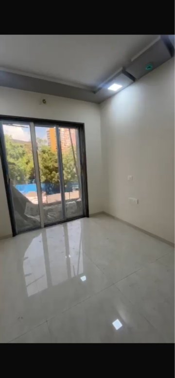 Room in 1 BHK Apartment at Vasant Park Kalyan, Wayle Nagar – for Sale