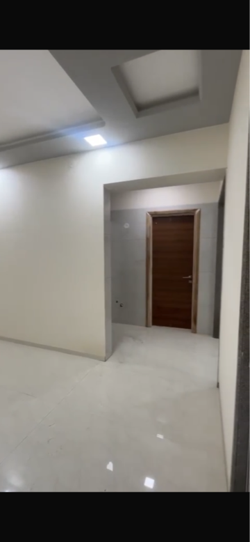 Room in 1 BHK Apartment at Vasant Park Kalyan, Wayle Nagar – for Sale