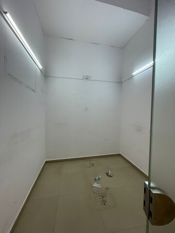 Furnished Amenities in  Office Space at Rustomjee Eaze Zone Mall, Malad West – for Rent