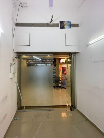Furnished Amenities in  Office Space at Rustomjee Eaze Zone Mall, Malad West – for Rent