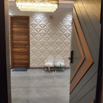Room in 4 BHK Apartment at 4S Aradhya Extension, Sector 67a – for Rent
