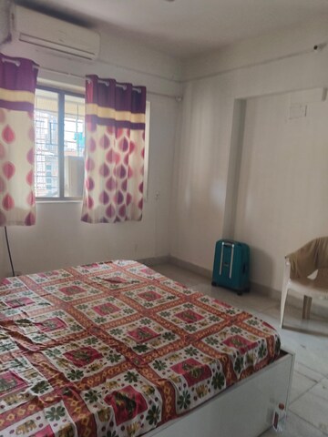 Bedroom in 2 BHK Apartment at Royal Classic Co Op Society, Andheri West – for Rent