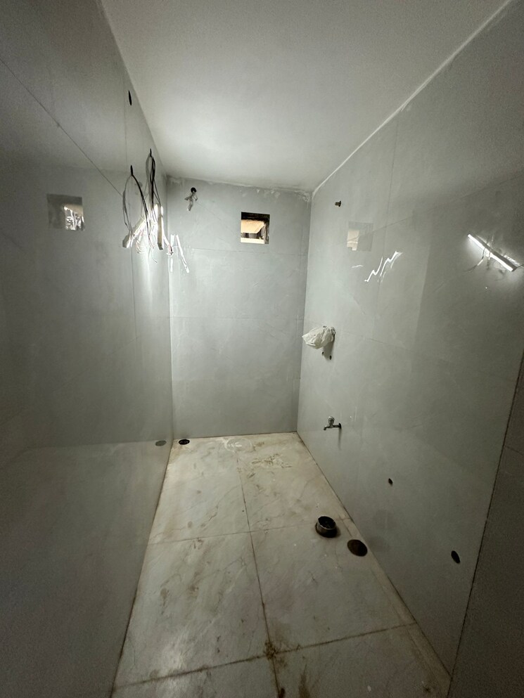 Bathroom, vasant kunj 2 Bedroom 1100 Sq.Ft. Apartment In Vasant Kunj Delhi 9114813