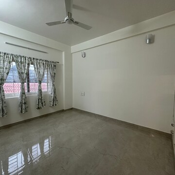 Room in 4 BHK Builder Floor at Hoskote – for Rent