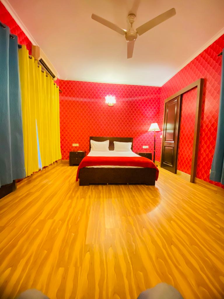 2 BHK Apartment For Rent in Panchsheel Greens