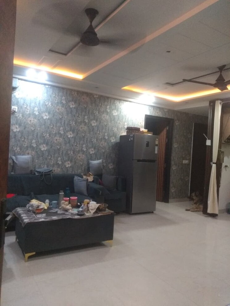 Living Room, chattarpur 3 Bedroom 140 Sq.Yd. Builder Floor In Chattarpur Delhi 9114920