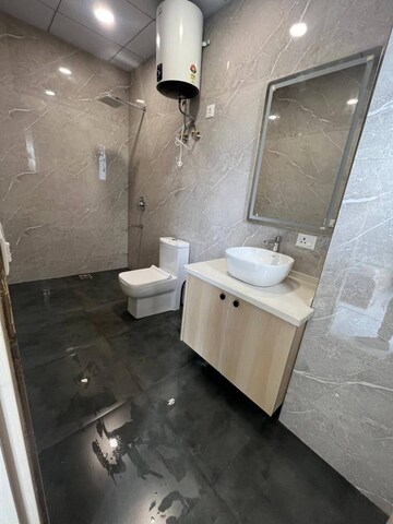 Bathroom in 1 BHK Builder Floor at Saket – for Rent