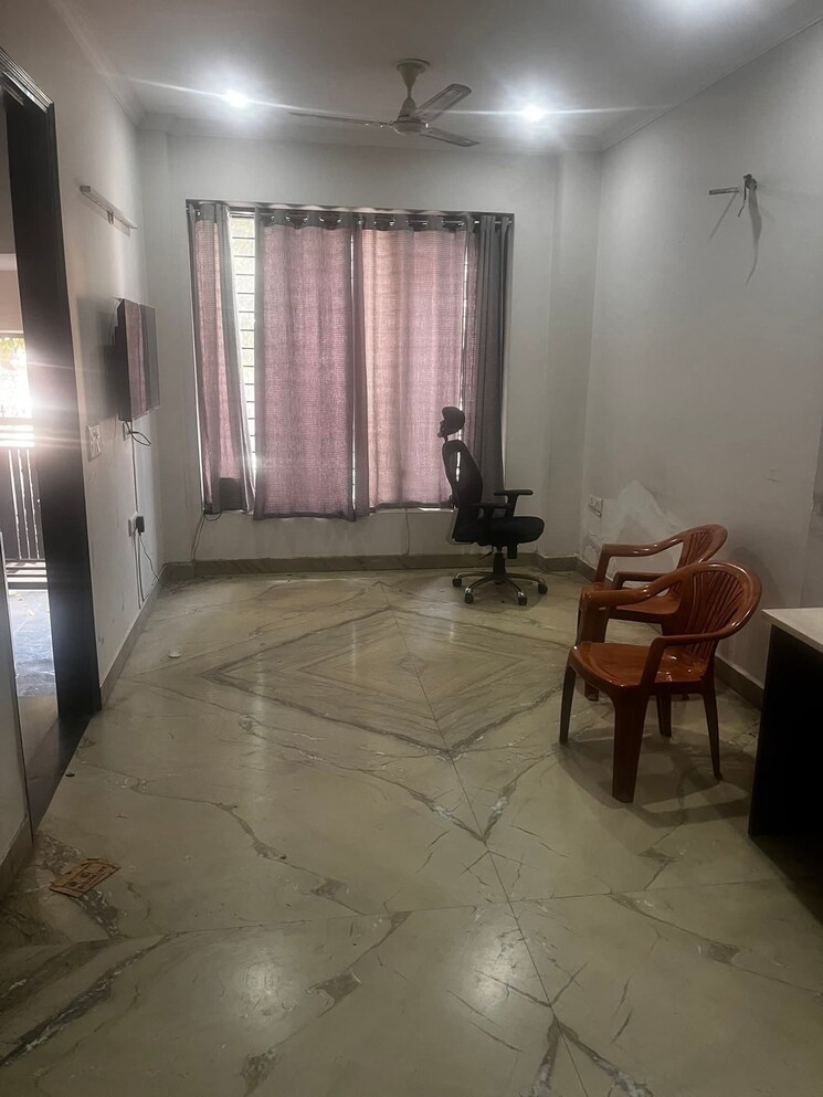 Living Room, saket 1 Bedroom 450 Sq.Ft. Builder Floor In Saket Delhi 9114870