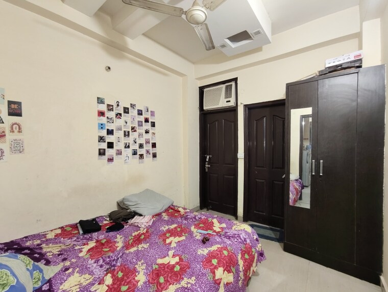 Bedroom, shanti-plaza-vaishali 1 Bedroom 550 Sq.Ft. Builder Floor In Vaishali Sector 4 Ghaziabad 9114880