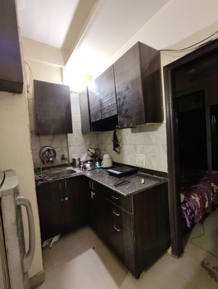Kitchen, shanti-plaza-vaishali 1 Bedroom 550 Sq.Ft. Builder Floor In Vaishali Sector 4 Ghaziabad 9114880