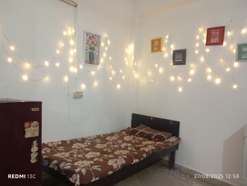 Bedroom in  Pg at Savitri Nagar – for Rent