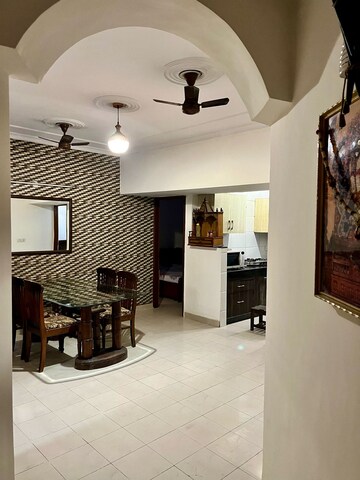 Living Room in 3 BHK Builder Floor at Ansal Sushant Lok I, Sector 43 – for Rent