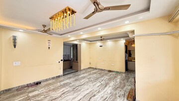 Kitchen in 4 BHK Builder Floor at Bhawna Apartment, Sector 43 – for Rent
