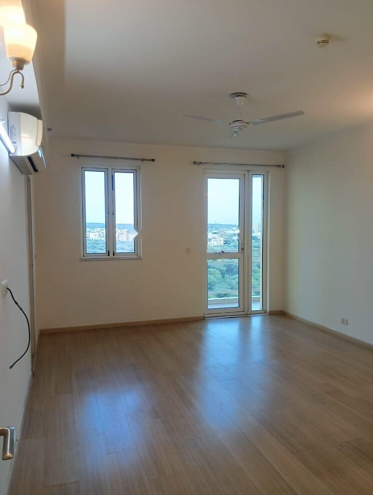 Room, smart-world-orchard 3 Bedroom 1603 Sq.Ft. Apartment In Sector 61 Gurgaon 9114956