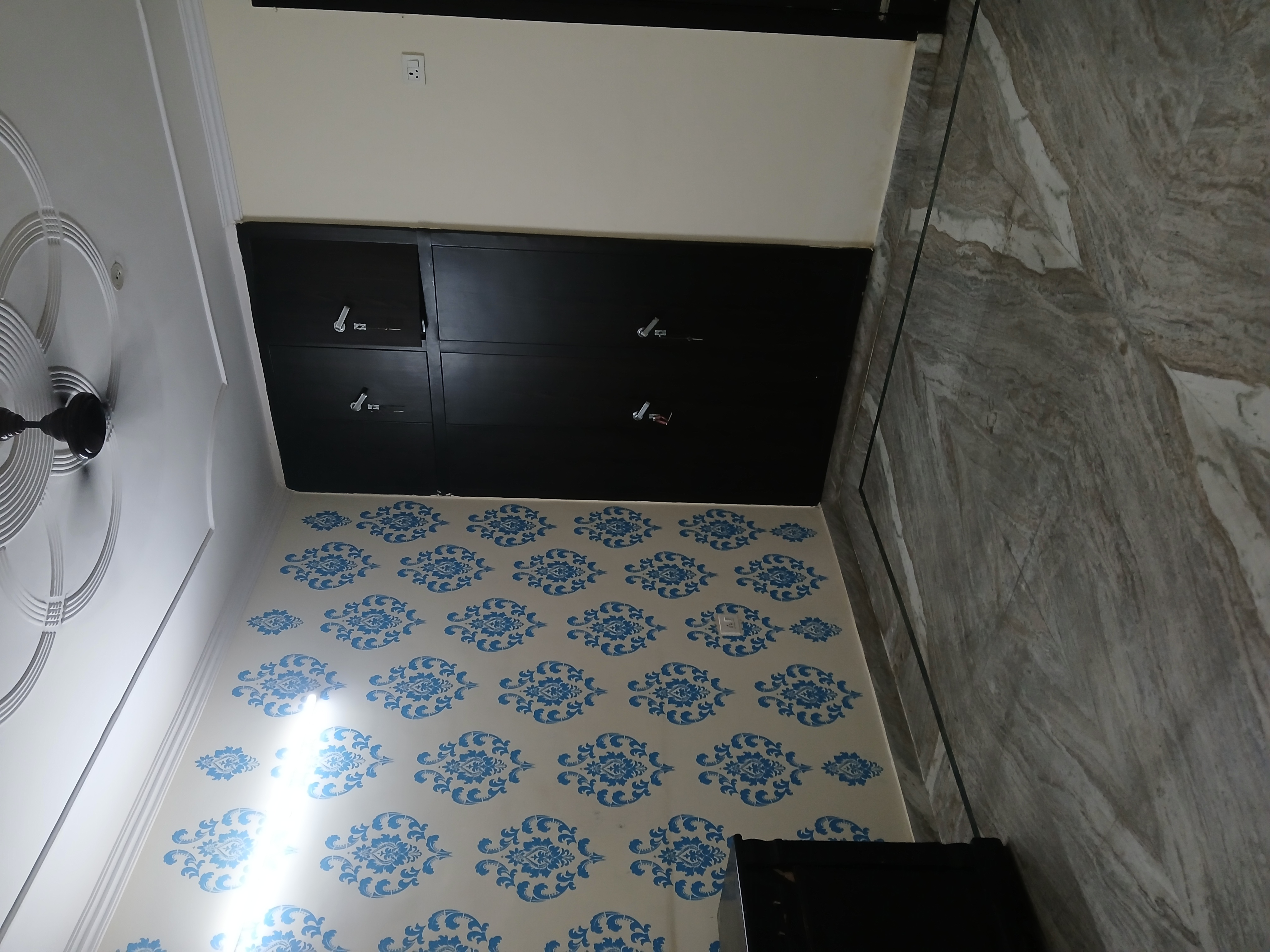 6+ BHK + Servant Room Villa For Rent in RWA Apartments Sector 121