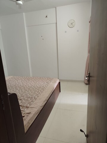 Master Bedroom in 2 BHK Apartment at Bhaktamar Residency, Wadgaon Sheri – for Rent