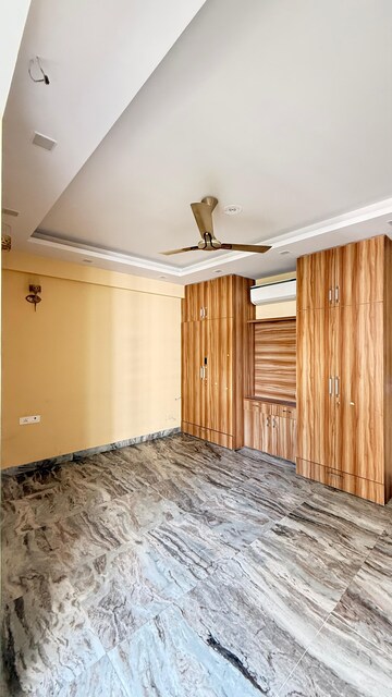 Bedroom in 4 BHK Builder Floor at Bhawna Apartment, Sector 43 – for Rent