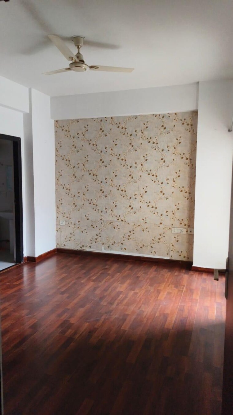 Room, homes-121 2 Bedroom 945 Sq.Ft. Apartment In Sector 121 Noida 9114985