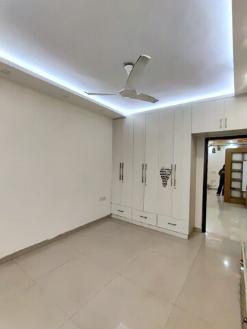 Bedroom in 4 BHK Apartment at Shri Sai Kripa Rainbow Apartments, Sector 43 – for Rent
