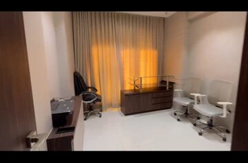  Office Space For Rent in Lashkaria Empress, Andheri West