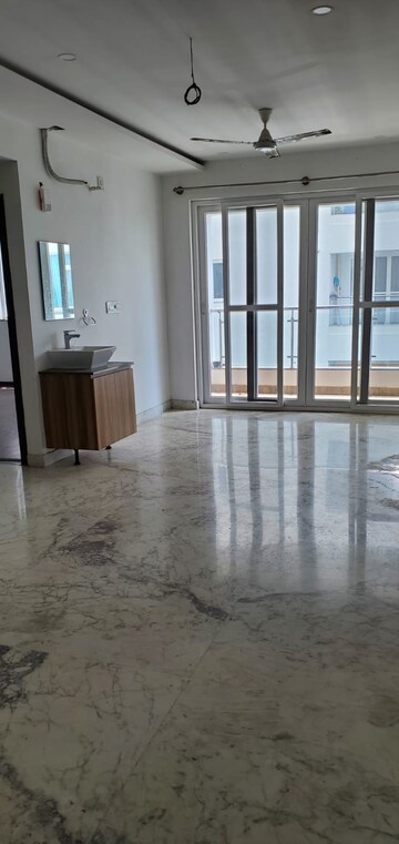 Room in 3 BHK Apartment at Anaa Signature, Ejipura – for Rent
