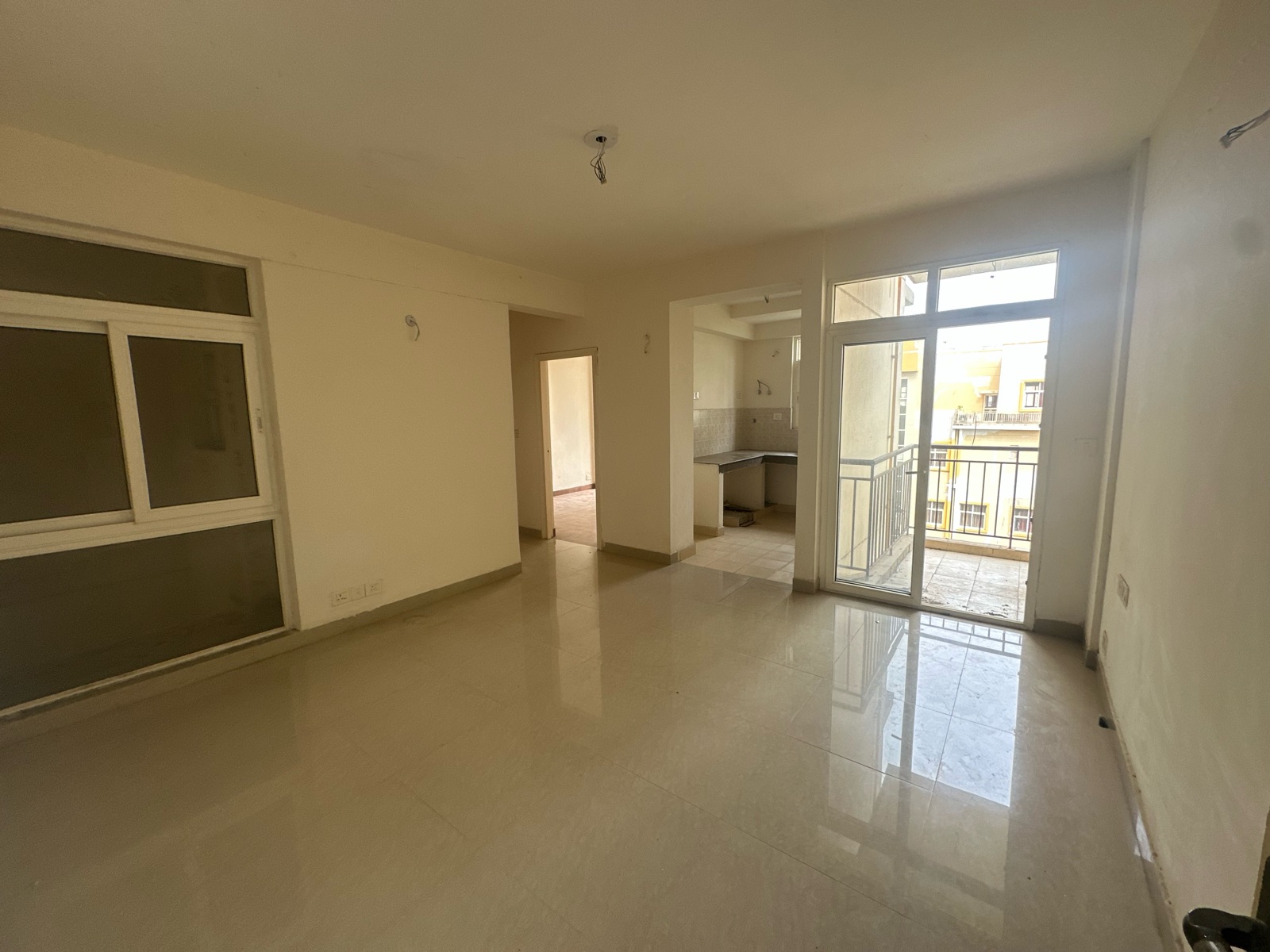 2 BHK Apartment For Sale in KLJ Platinum Heights