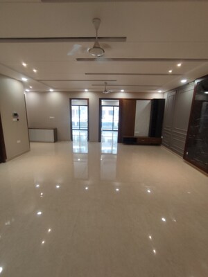 Living Room in 4 BHK Builder Floor at TDI The Grand Retreat, Sector 88 – for Sale