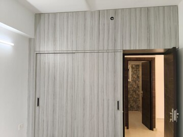 Room in 2 BHK Apartment at Signature The Millennia 2, Sector 37d – for Rent