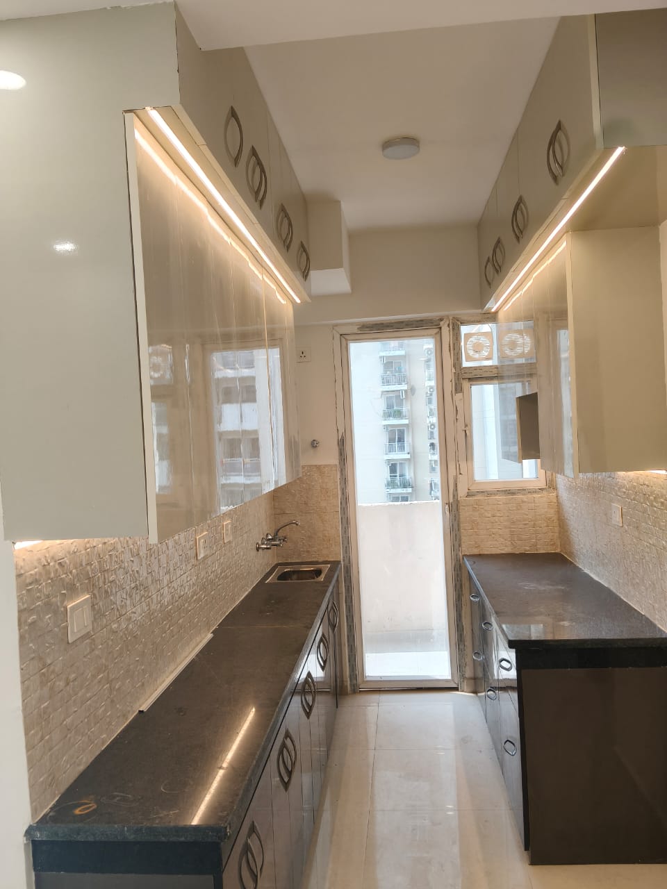 2 BHK + Pooja Room Apartment For Rent in Signature The Millennia 2