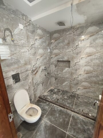 Bathroom in 4 BHK Builder Floor at TDI The Grand Retreat, Sector 88 – for Sale