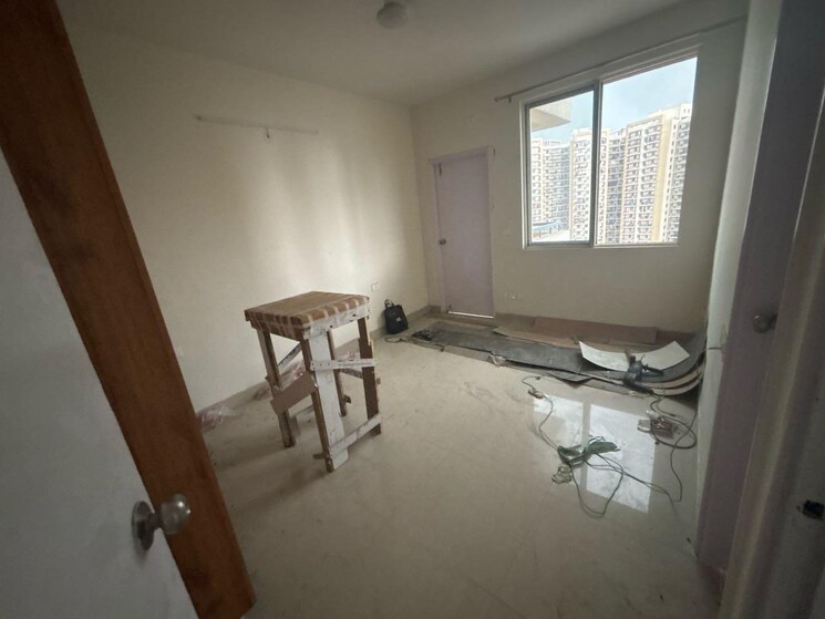 Room, sare-home 4 Bedroom 2100 Sq.Ft. Apartment In Sector 92 Gurgaon 9115200