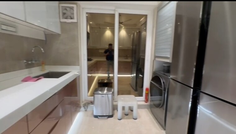 Kitchen, rna-ng-eclat 3 Bedroom 1118 Sq.Ft. Apartment In Andheri West Mumbai 9115241